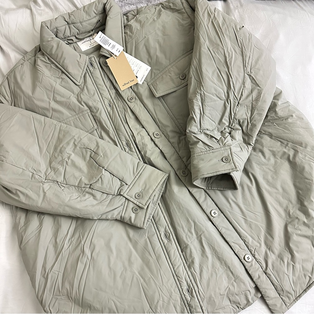 Aritzia Wilfred Free Ganna Shirt Jacket in dry basil green